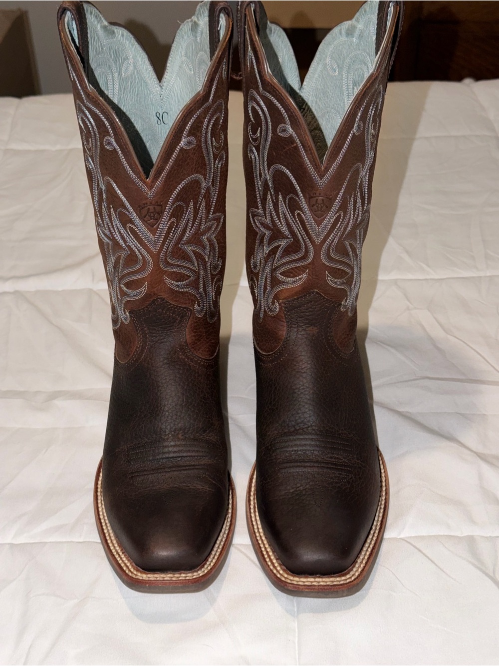 Ariat Brown Leather Western Heeled Boots with Light Stitching - Picture 10 of 12